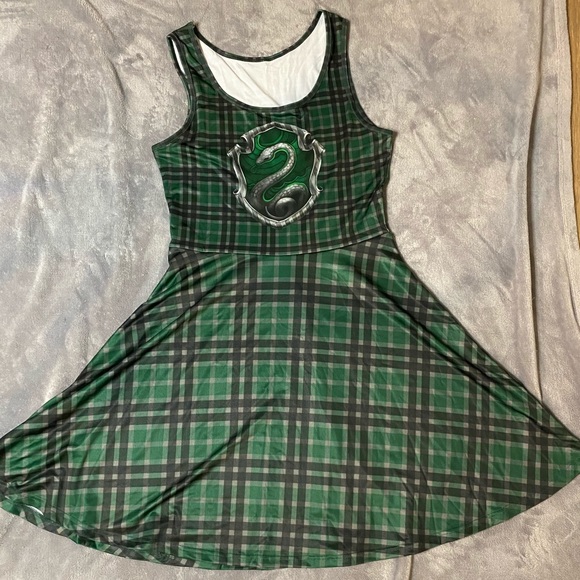 BRAND NEW Slytherin Harry Potter Skater Dress - Picture 1 of 4